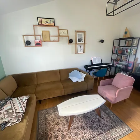 Дом отдыха Maison Mitoyenne Avec Jardin A Biarritz