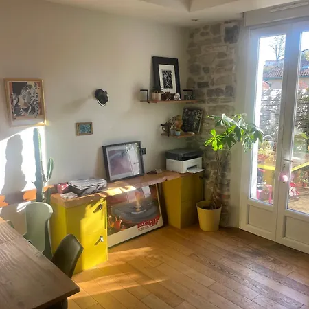 Maison Mitoyenne Avec Jardin A Biarritz Дом отдыха *